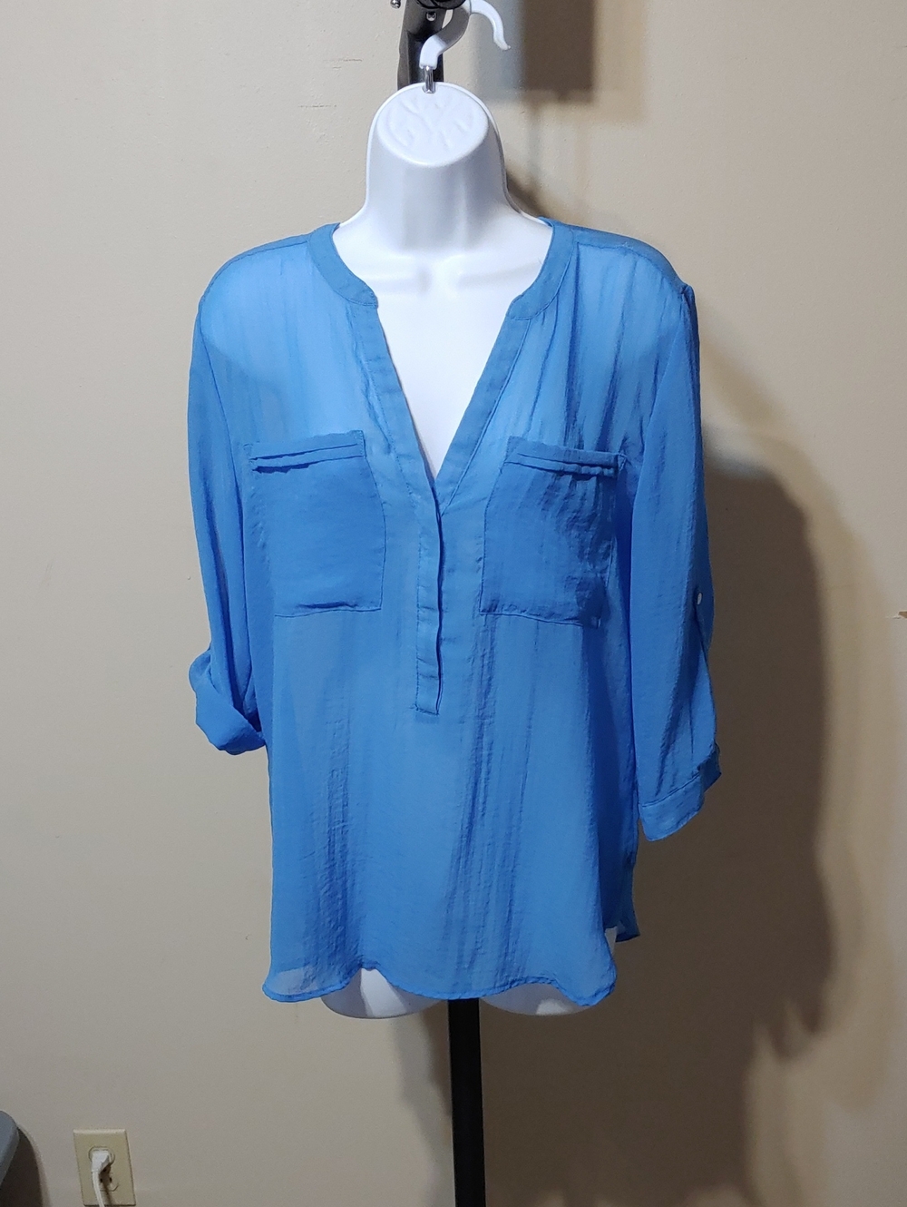 Apt. 9 Light Blue V-Neck Split Tunic Blouse